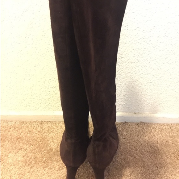 Women’s Boots - Picture 2 of 6